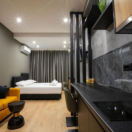 Dea'S Apartaments Тирана Экстерьер фото
