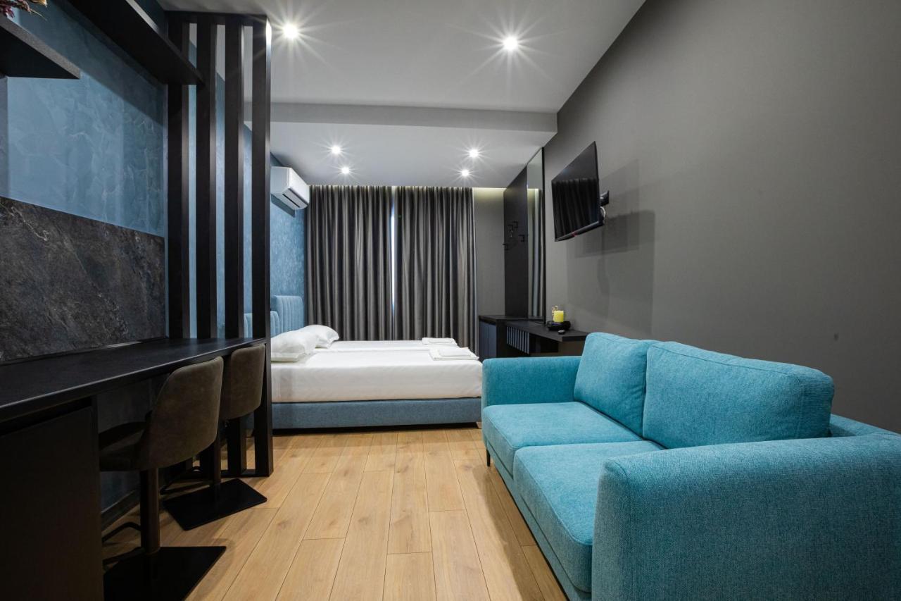 Dea'S Apartaments Тирана Экстерьер фото