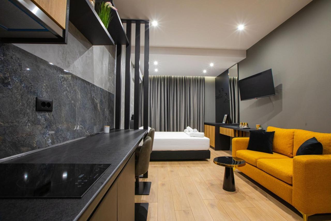 Dea'S Apartaments Тирана Экстерьер фото