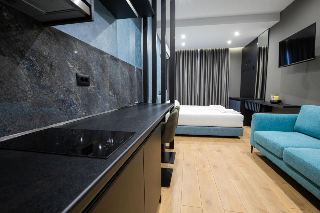 Dea'S Apartaments Тирана Экстерьер фото