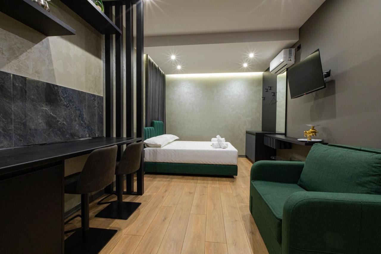 Dea'S Apartaments Тирана Экстерьер фото