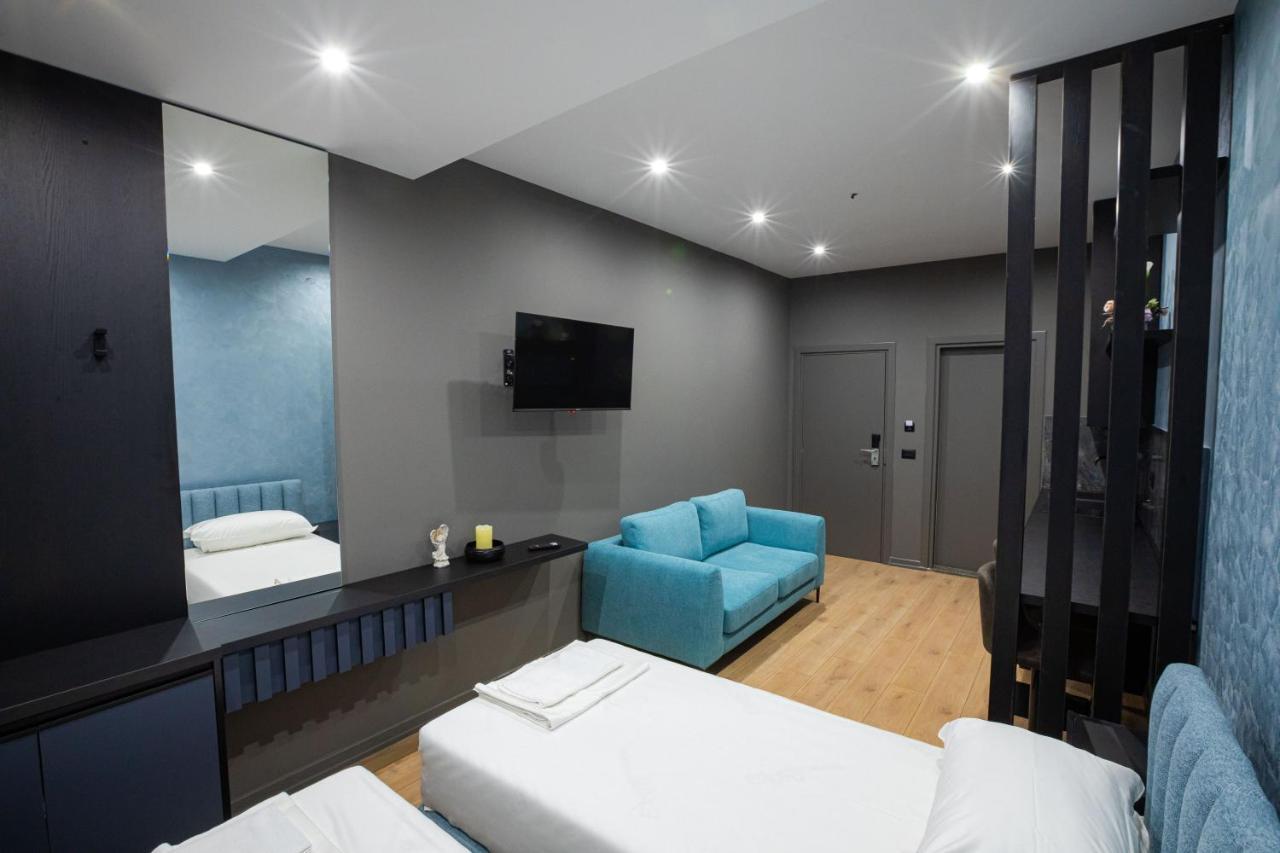 Dea'S Apartaments Тирана Экстерьер фото
